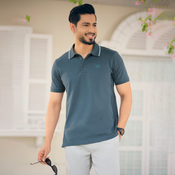 Richman Men’s Green Color Solid Polo Shirt