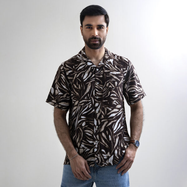 Richman Men’s Khaki Color Half Sleeve Printed Hawai Shirt